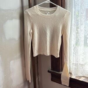 Woman’s small white shirt